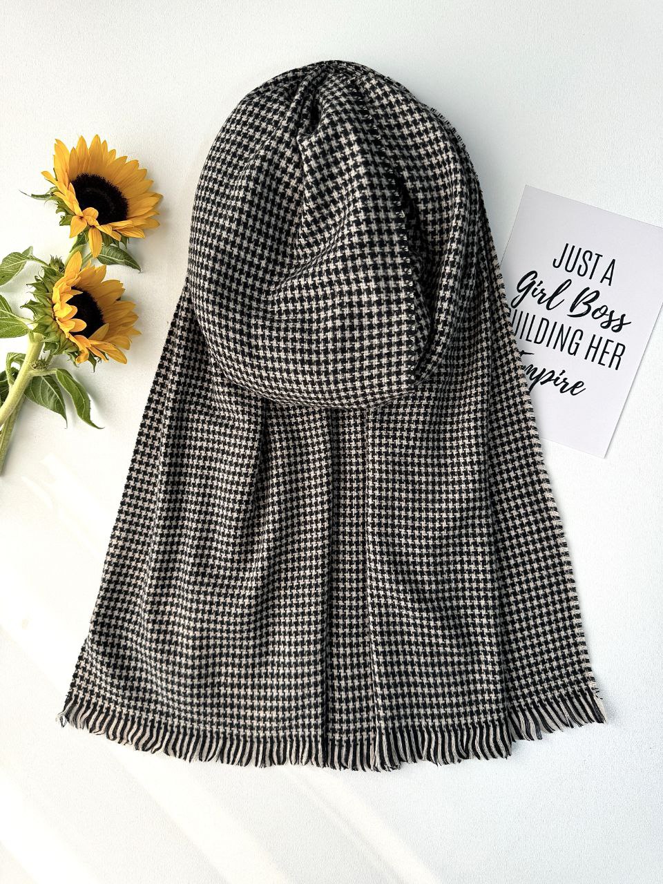 شال موهر مشکی