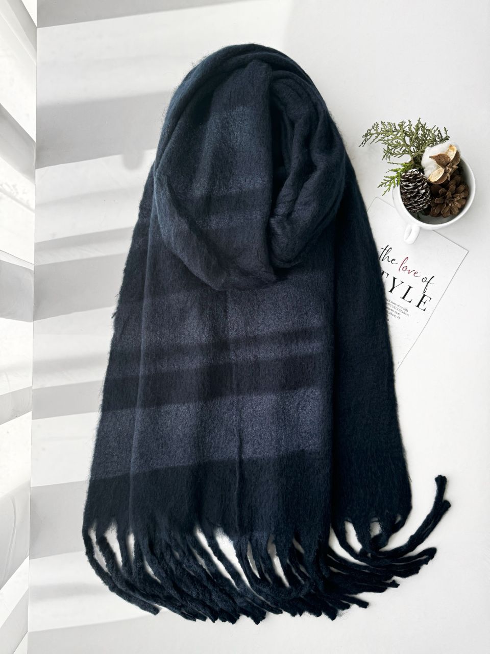 شال گردن ساده ریشه کوبایی مشکی