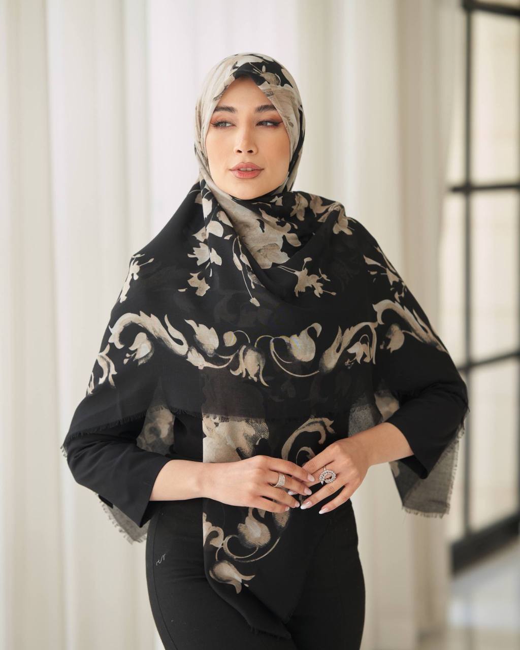 روسری نخی ریشه پرزی وارداتی